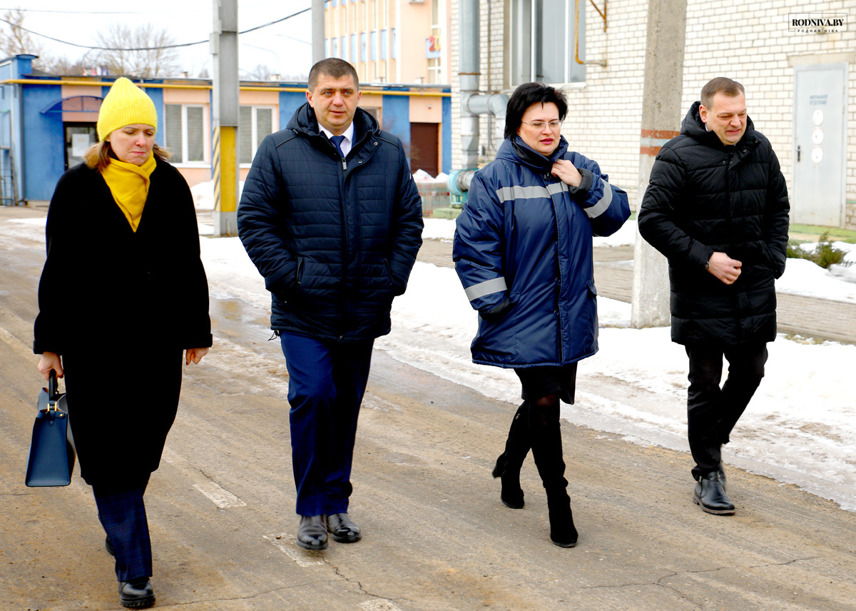 Заместитель главы Заводоуковского городского округа по экономике и  инвестициям Елена Аверина посетила с рабочим визитом Климовичский район |  Климовичи. Новости города и района.