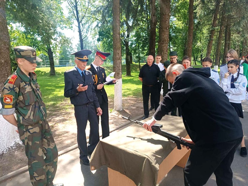 Команда Климовичского района "Летчики" заняла второе место в областном этапе республиканской игры «Зарница»