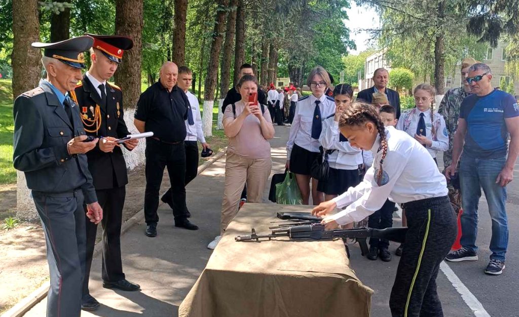 Команда Климовичского района "Летчики" заняла второе место в областном этапе республиканской игры «Зарница»