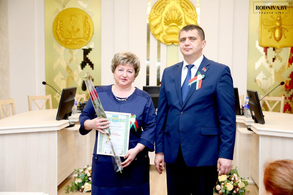 В Климовичах обновили районную Доску почета