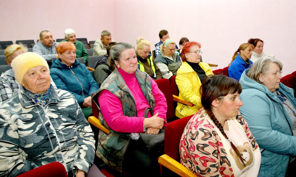 В агрогородке Макеевичи Климовичского района состоялся сельский сход