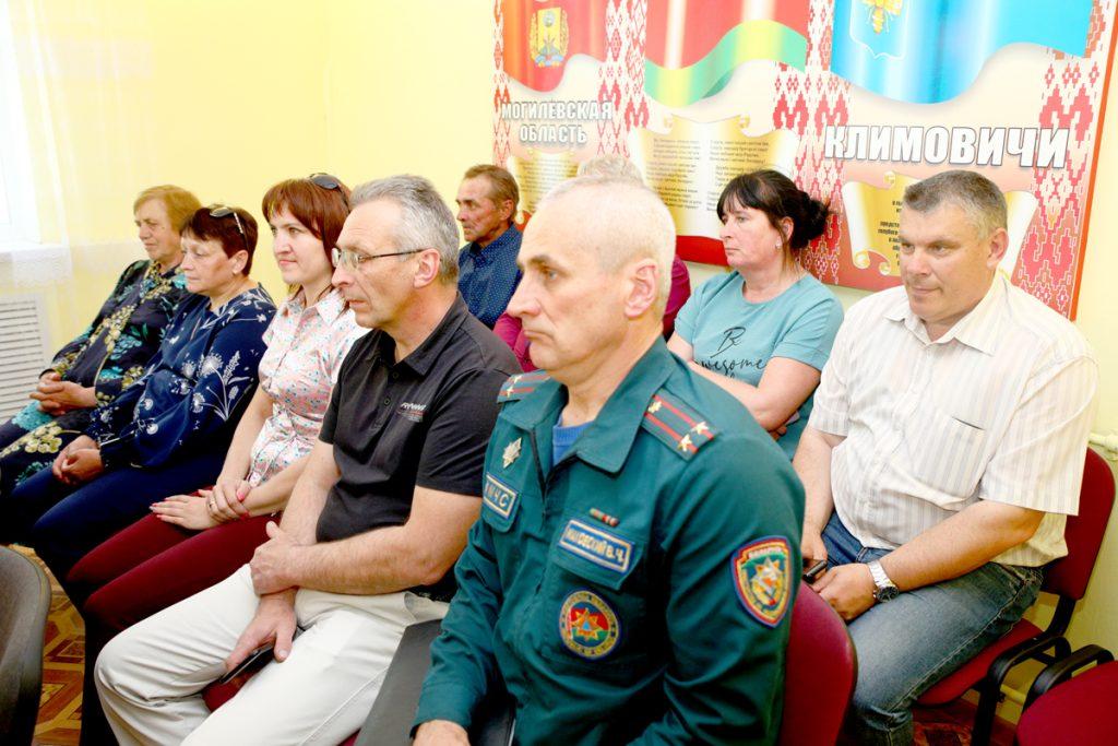 В деревне Гусарка Климовичского района состоялся сельский сход