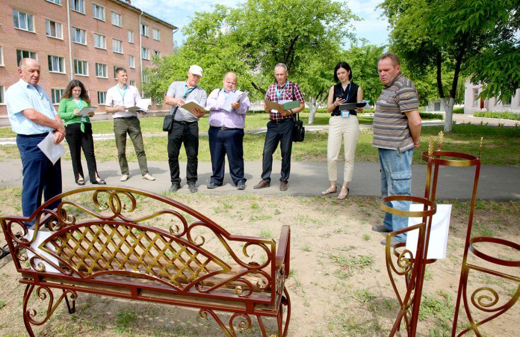 Тридцать четыре экспоната участвуют в областном конкурсе, который проводится в Климовичах