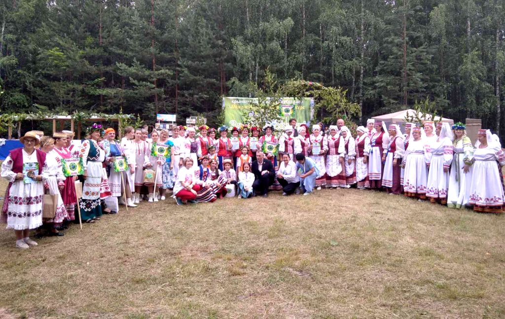 Представители Климовщины привезли домой три диплома межрегионального праздника-конкурса «Зеленые святки»