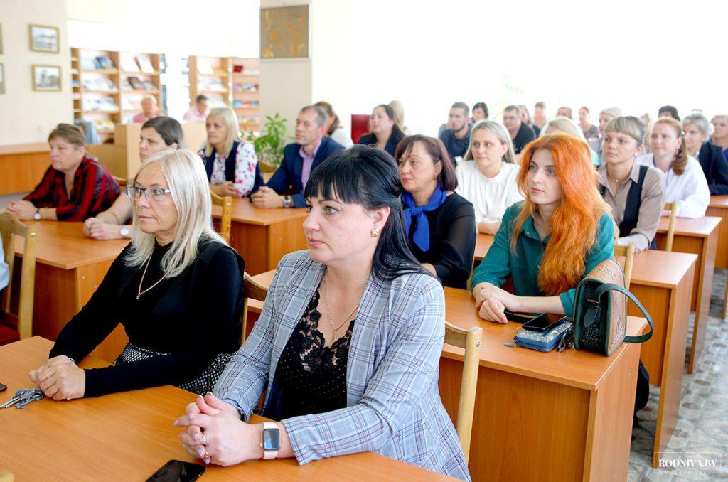 Глава района Дмитрий Хайновский встретился с преподавателями Климовичского аграрного колледжа