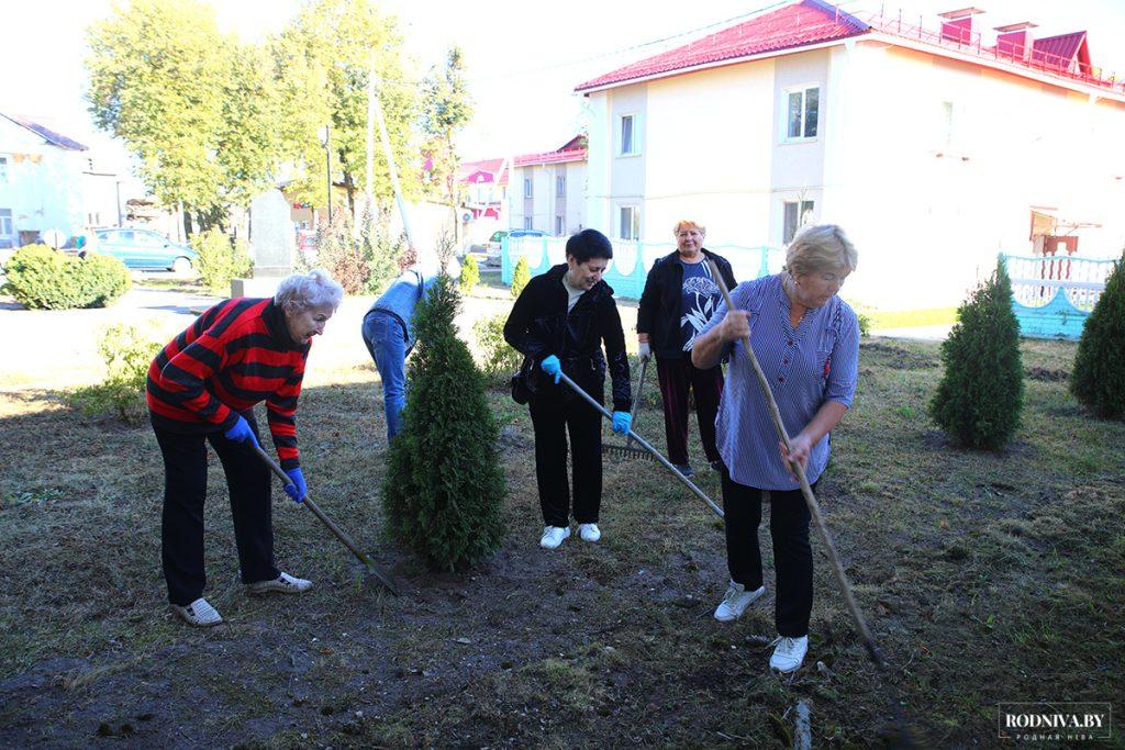 На Климовщине проходит районный субботник