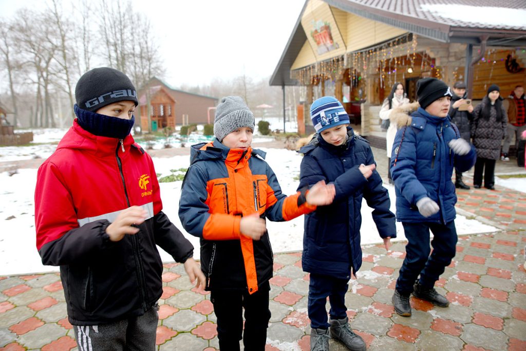 Агроусадьба Селище Климовичского района принимала юных гостей